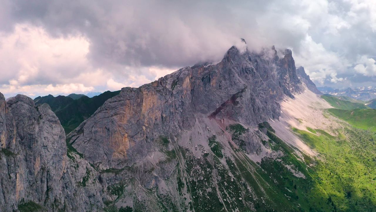 Festival du film alpin des Diablerets - Au FIFAD, le public suit et les ...